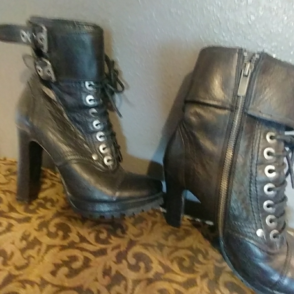 Dolce vita booties